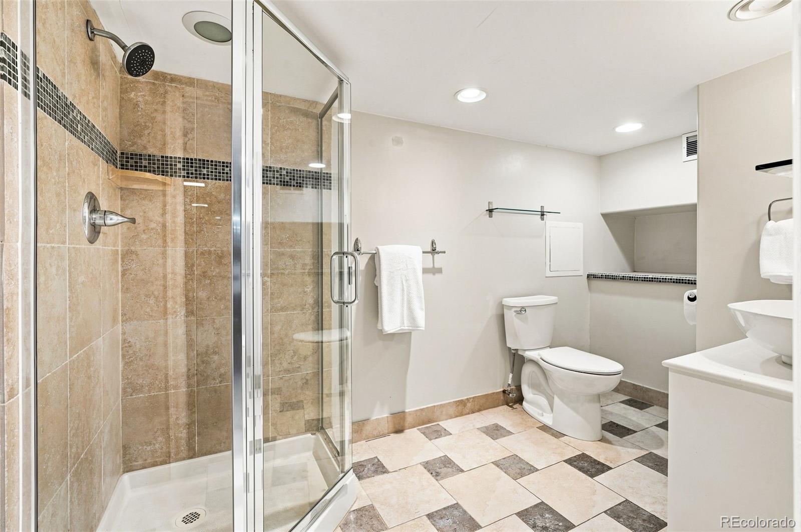 MLS Image #34 for 2045 n emerson street,denver, Colorado
