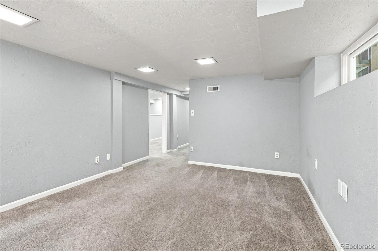 MLS Image #36 for 2045 n emerson street,denver, Colorado