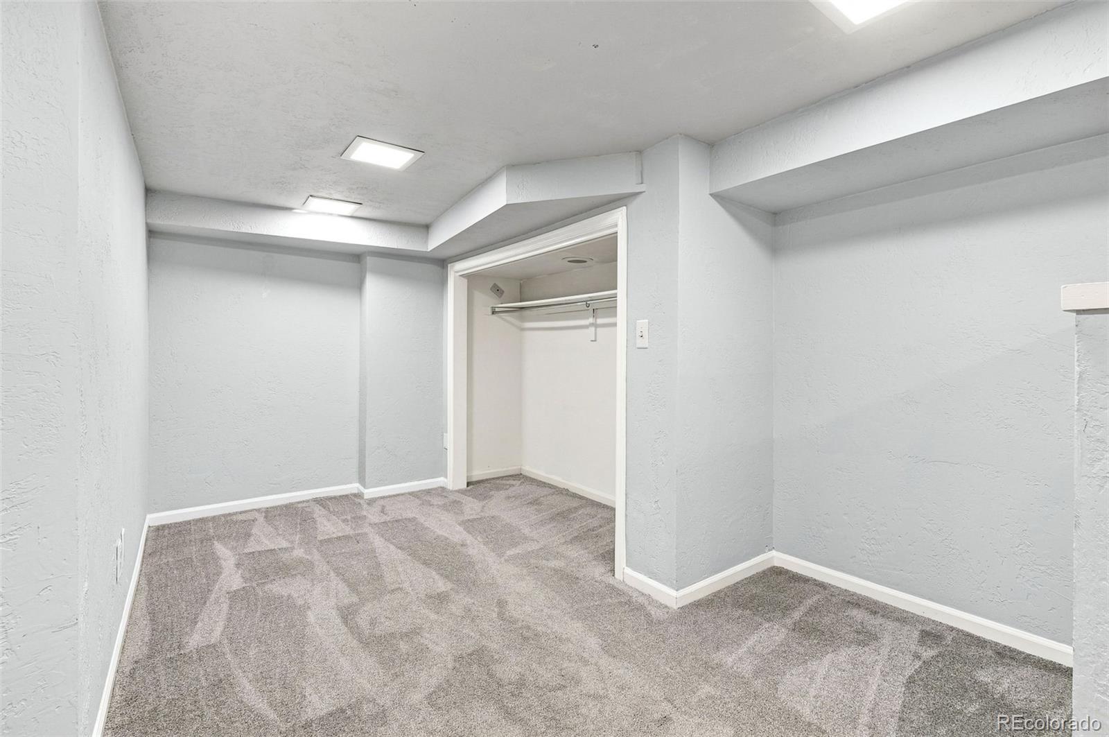 MLS Image #38 for 2045 n emerson street,denver, Colorado