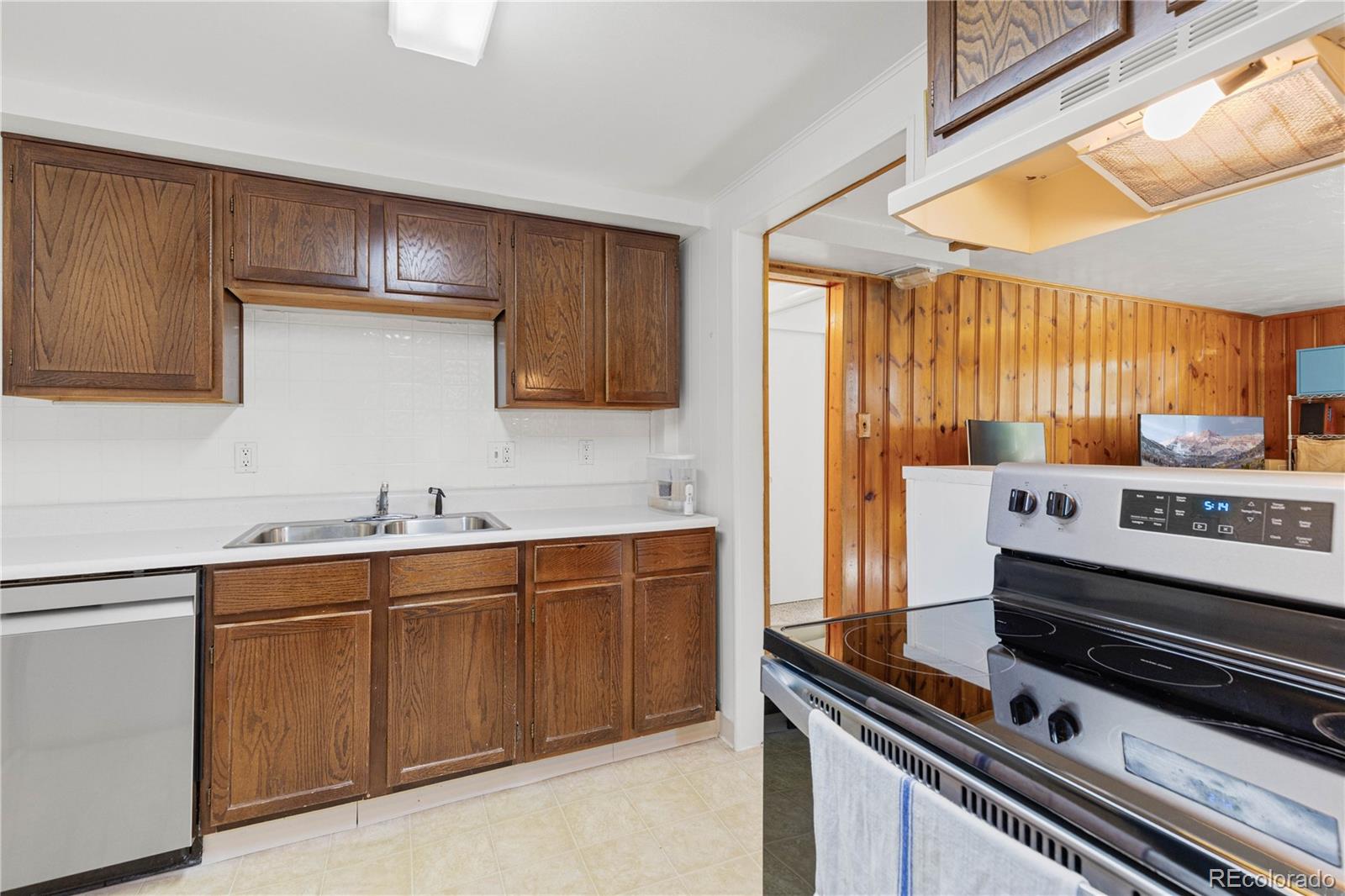 MLS Image #25 for 2260  nome street,aurora, Colorado