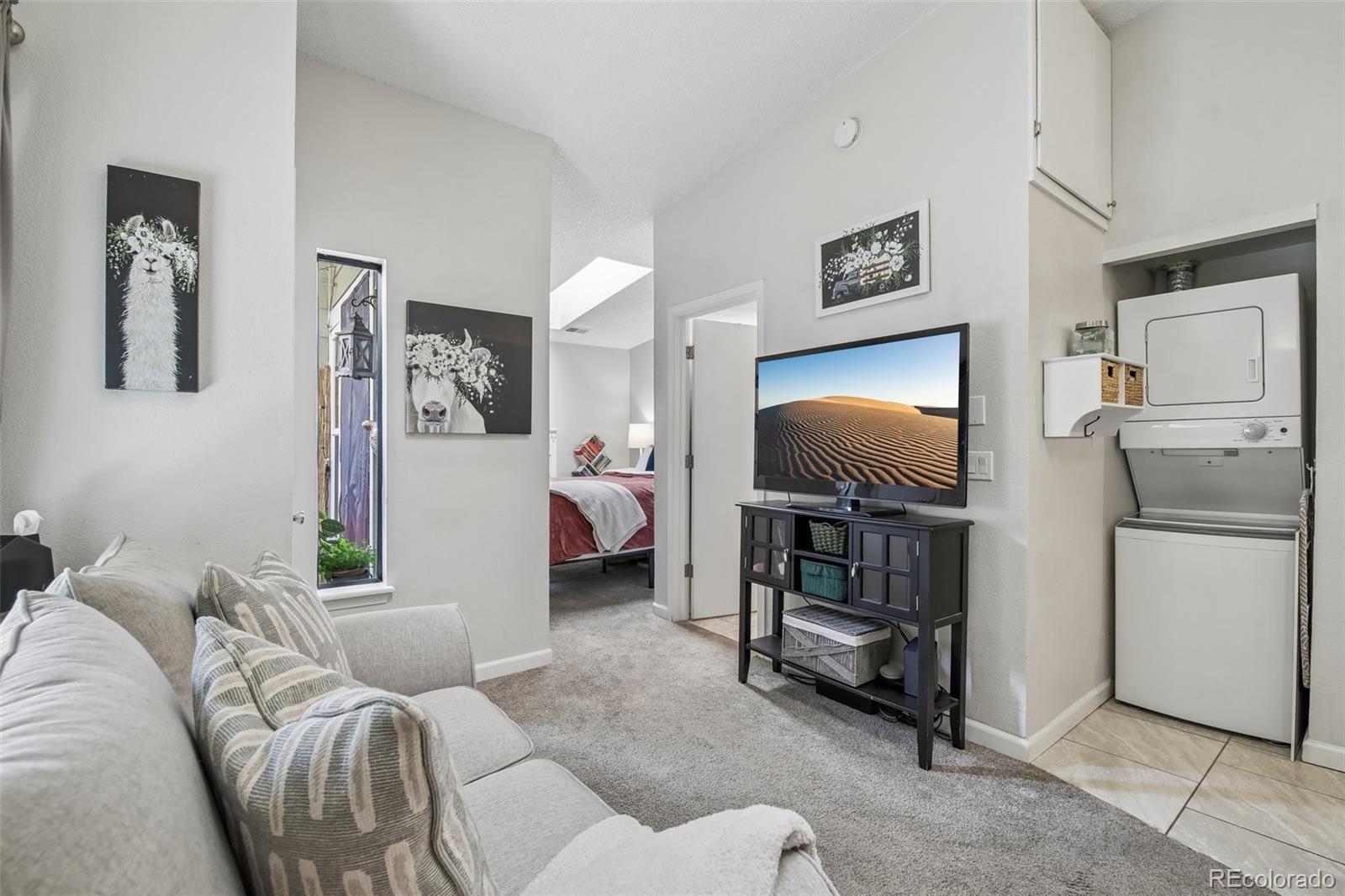 MLS Image #4 for 982 s dearborn way,aurora, Colorado