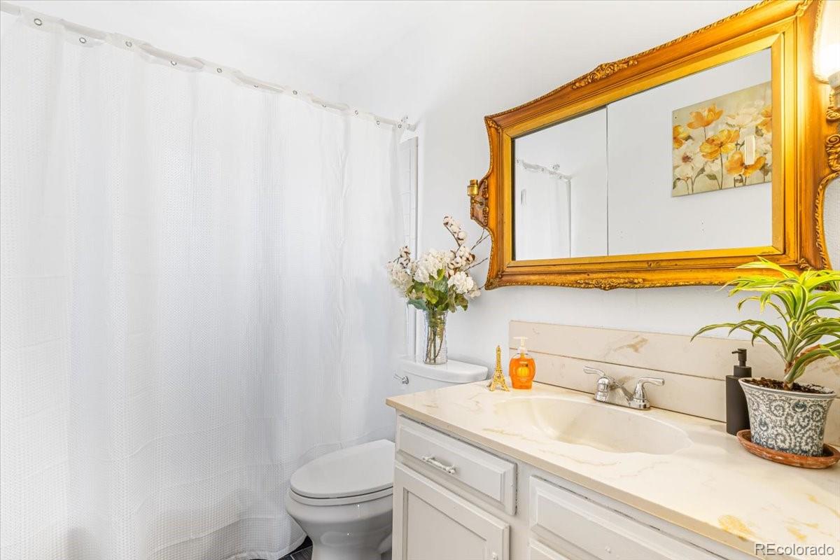 MLS Image #12 for 5530  crystal way,denver, Colorado