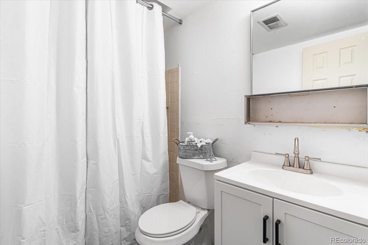 MLS Image #25 for 5530  crystal way,denver, Colorado