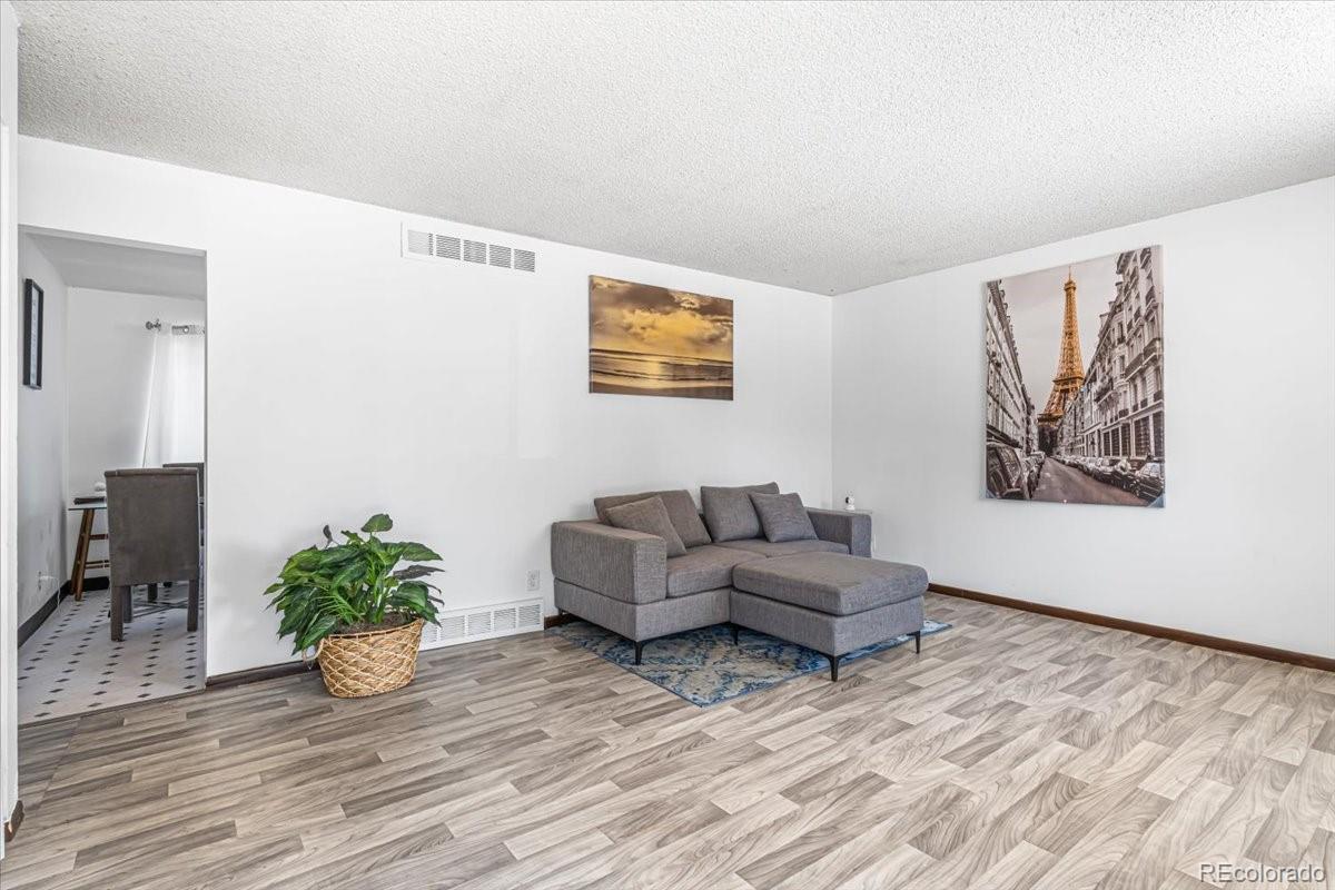 MLS Image #3 for 5530  crystal way,denver, Colorado
