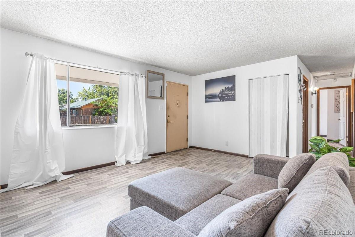 MLS Image #5 for 5530  crystal way,denver, Colorado
