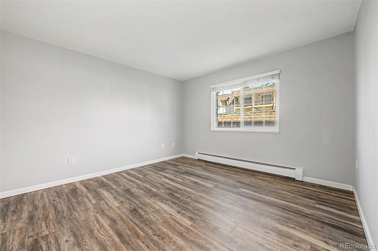 MLS Image #14 for 5995 e iliff avenue,denver, Colorado