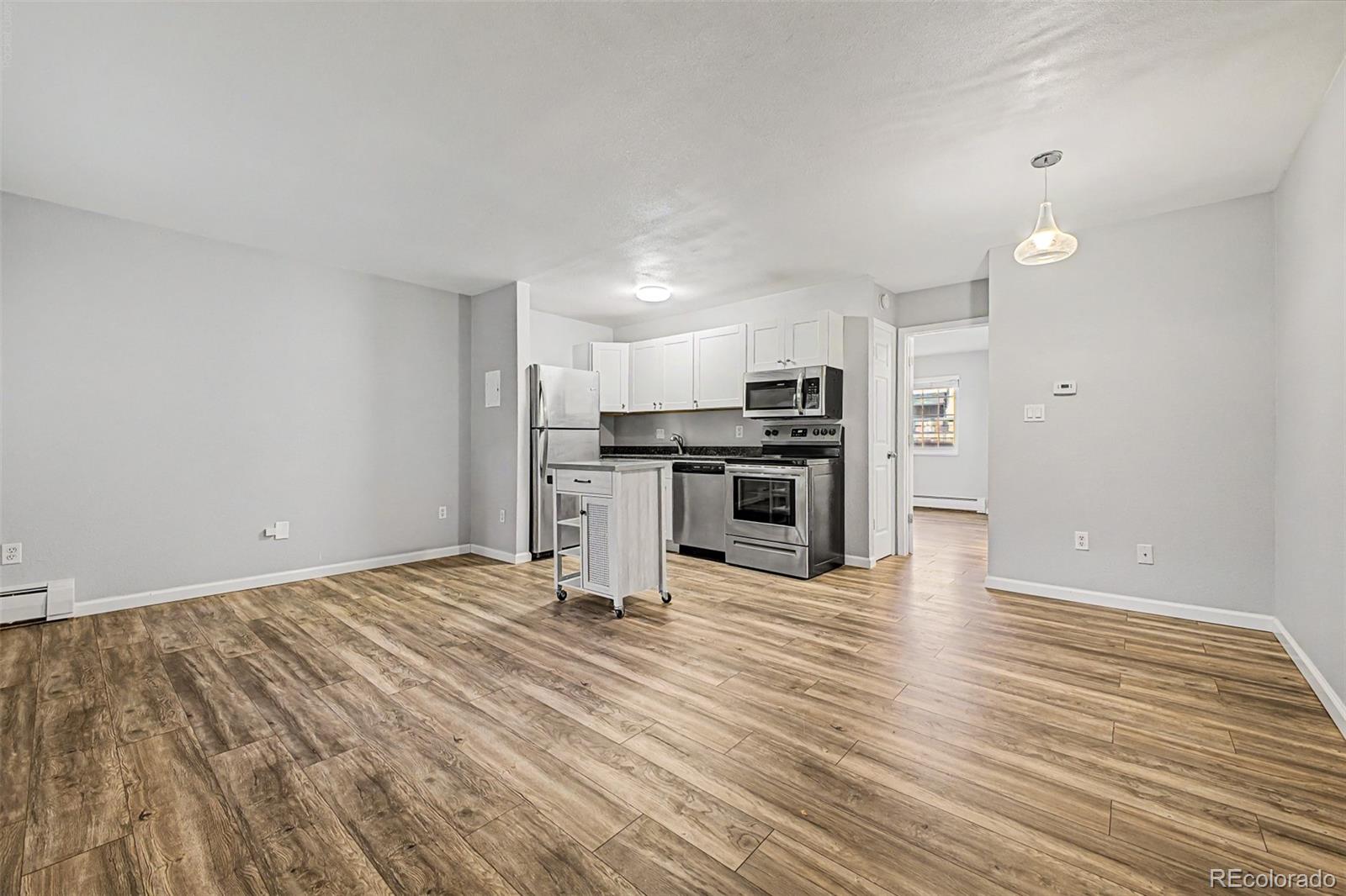 MLS Image #4 for 5995 e iliff avenue,denver, Colorado