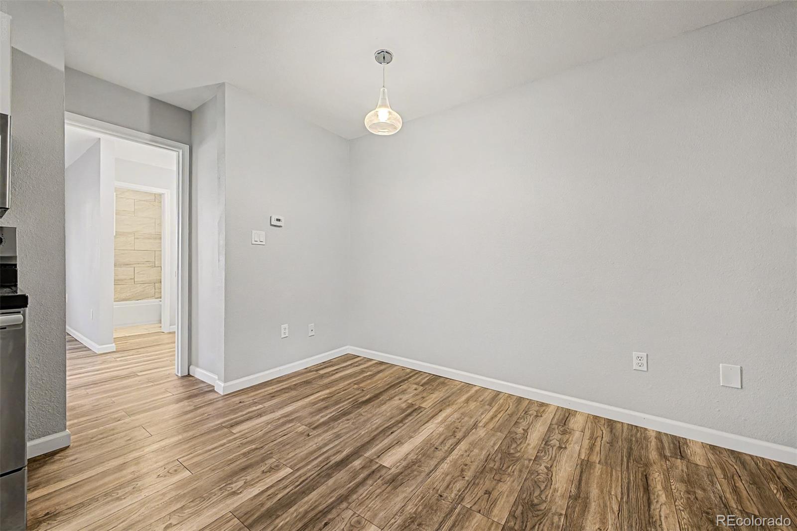 MLS Image #8 for 5995 e iliff avenue,denver, Colorado