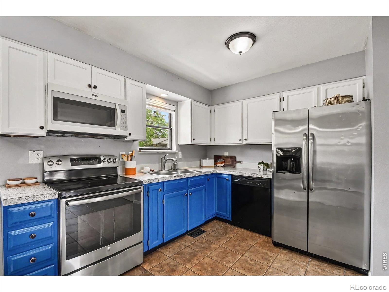 MLS Image #4 for 767  19th street,loveland, Colorado