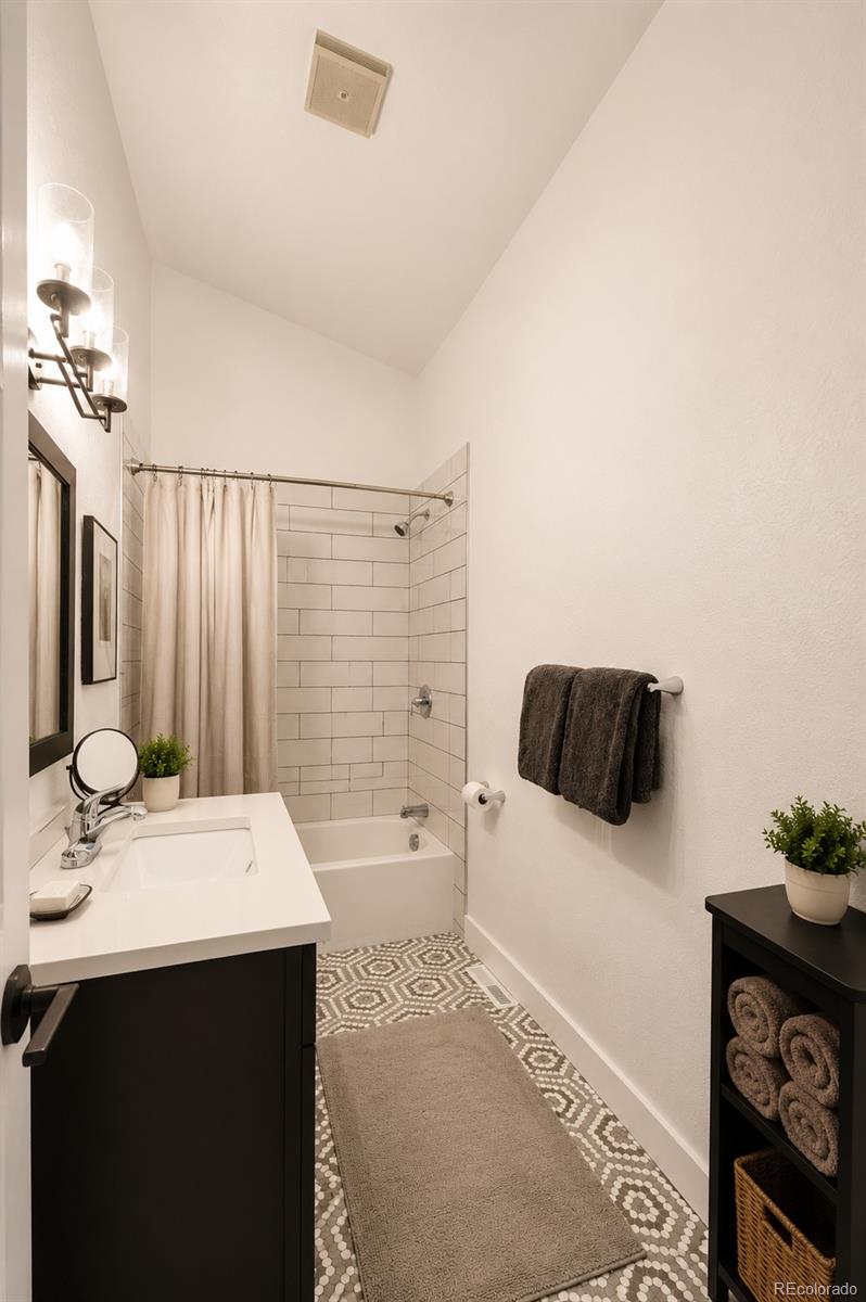 MLS Image #9 for 8060  niwot road,longmont, Colorado