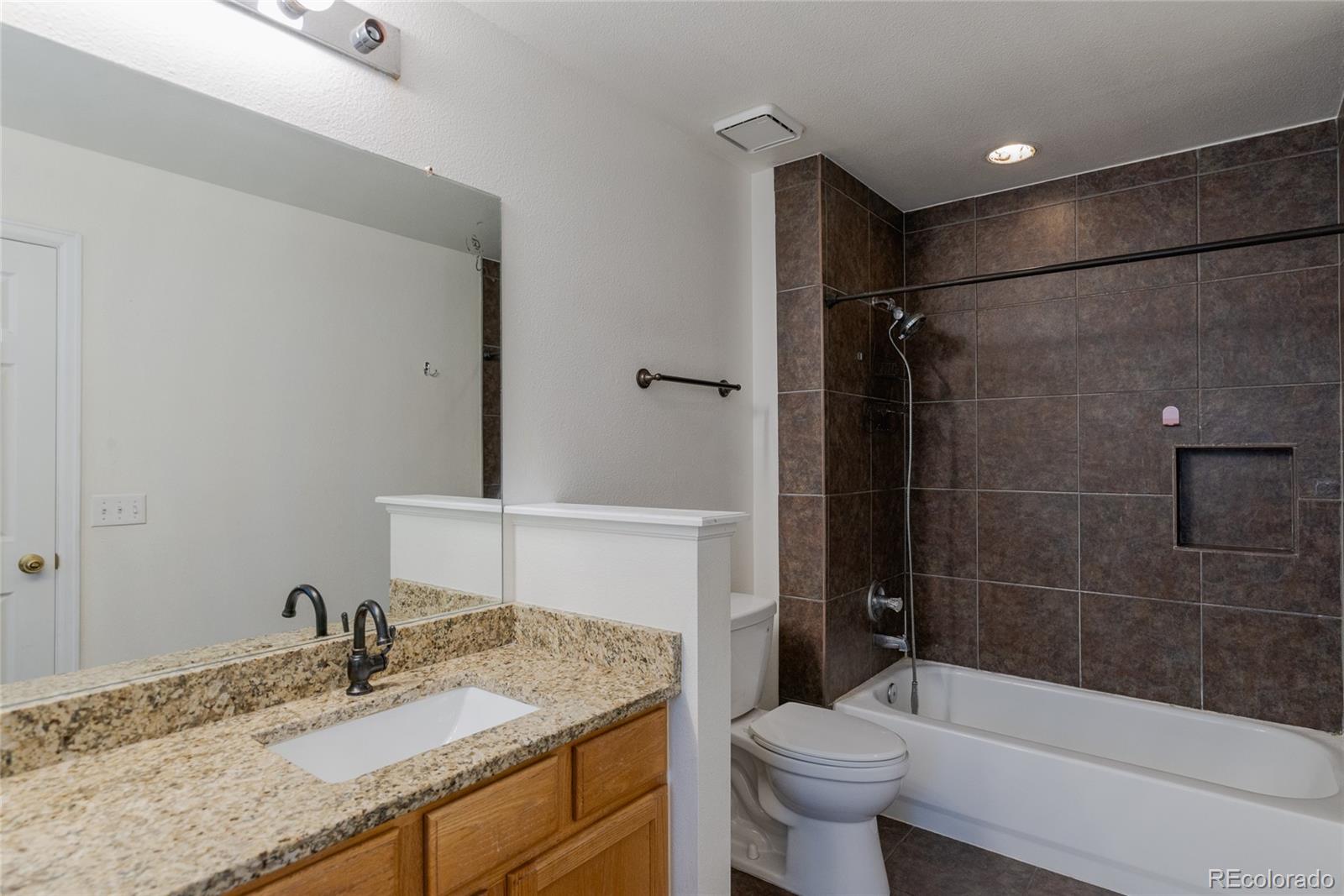 MLS Image #12 for 4050 e 119th place,denver, Colorado