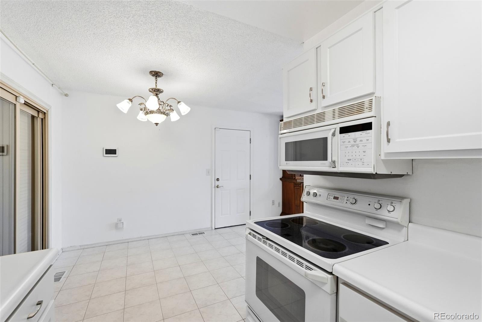 MLS Image #17 for 2120  eddington way,colorado springs, Colorado