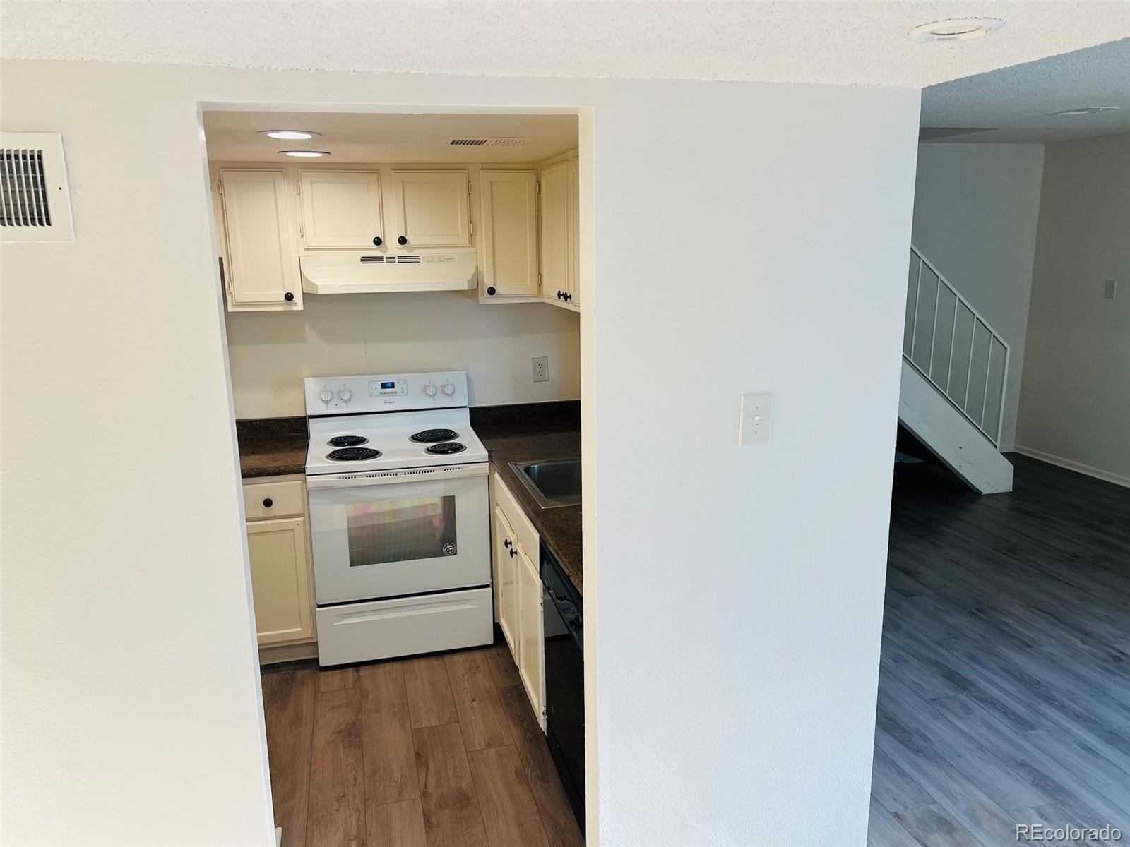 MLS Image #8 for 1225 s oneida street 254,denver, Colorado