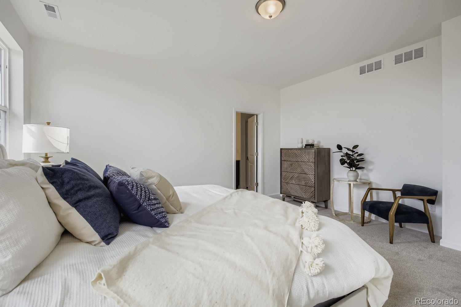 MLS Image #13 for 54968 e 28th avenue,strasburg, Colorado
