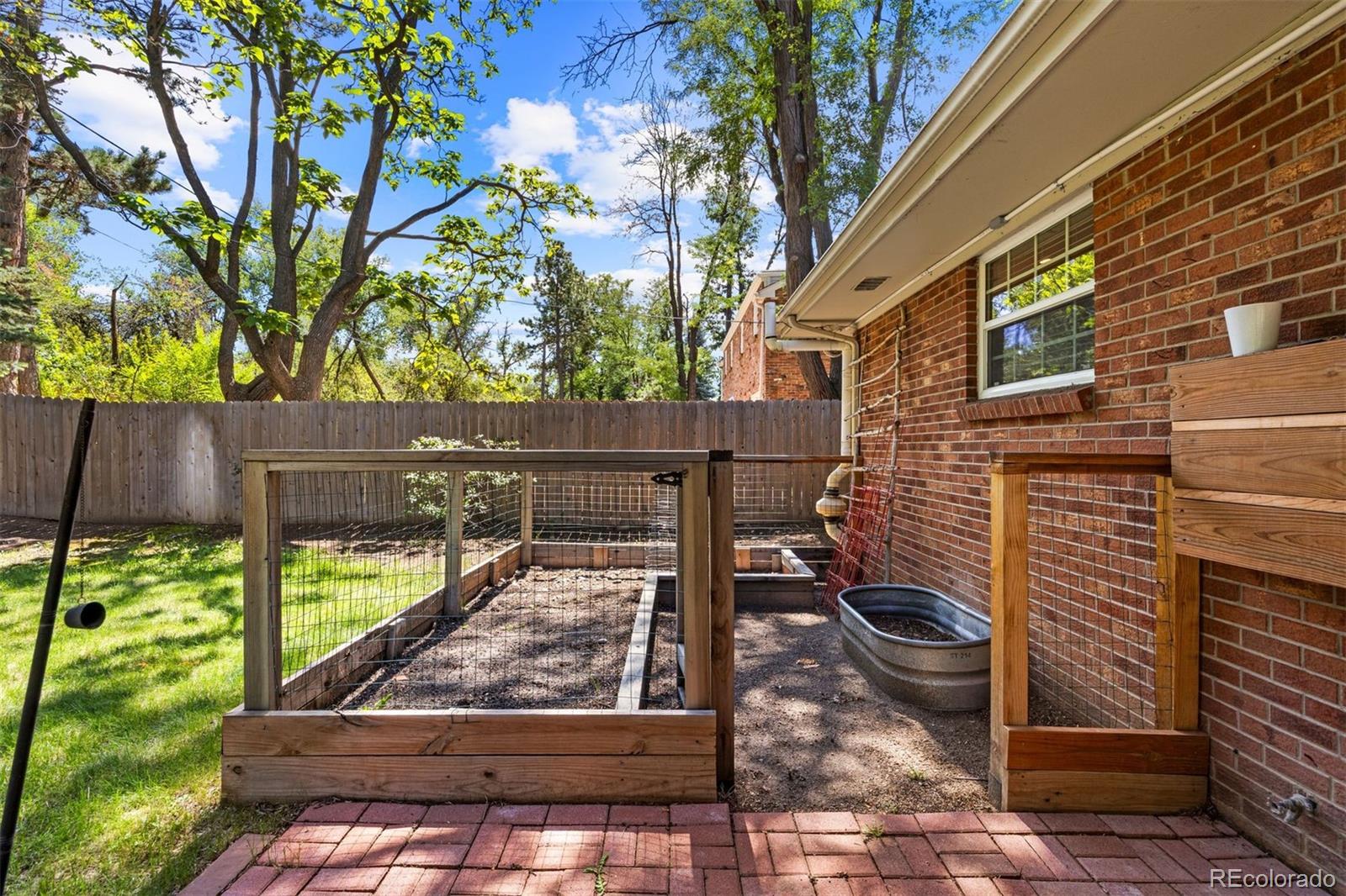 MLS Image #36 for 1854 e lake drive,littleton, Colorado