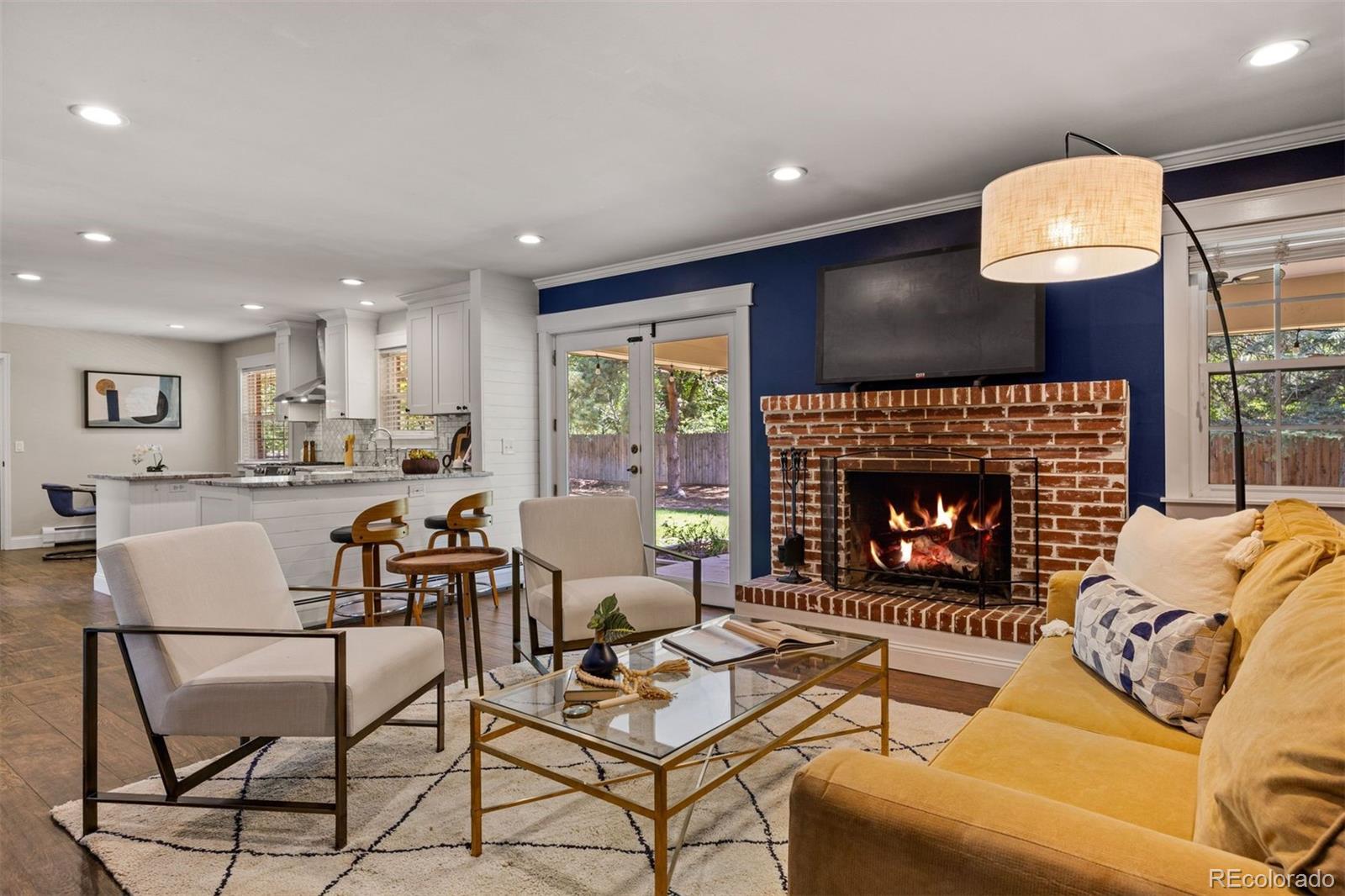 MLS Image #4 for 1854 e lake drive,littleton, Colorado
