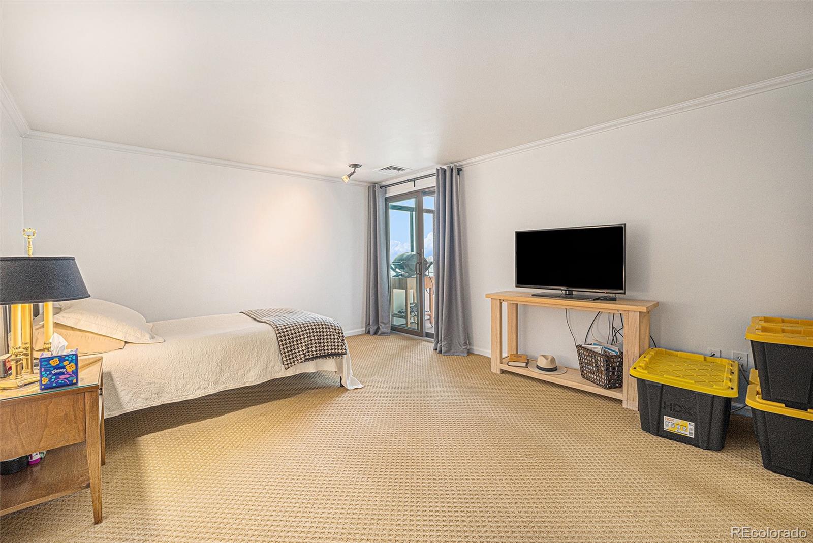 MLS Image #14 for 800 n pearl street 1109,denver, Colorado