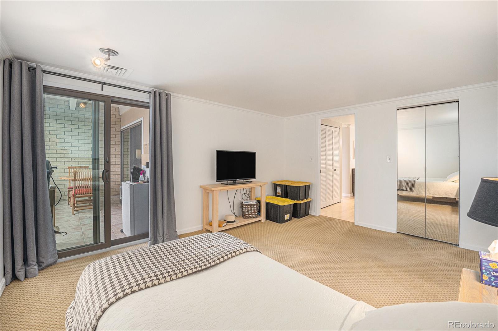 MLS Image #16 for 800 n pearl street 1109,denver, Colorado