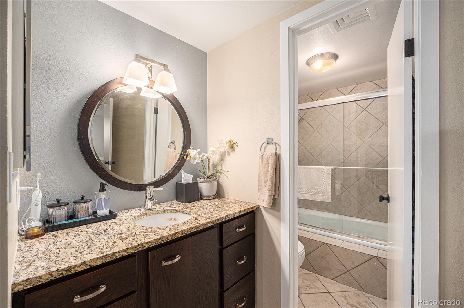 MLS Image #19 for 800 n pearl street 1109,denver, Colorado