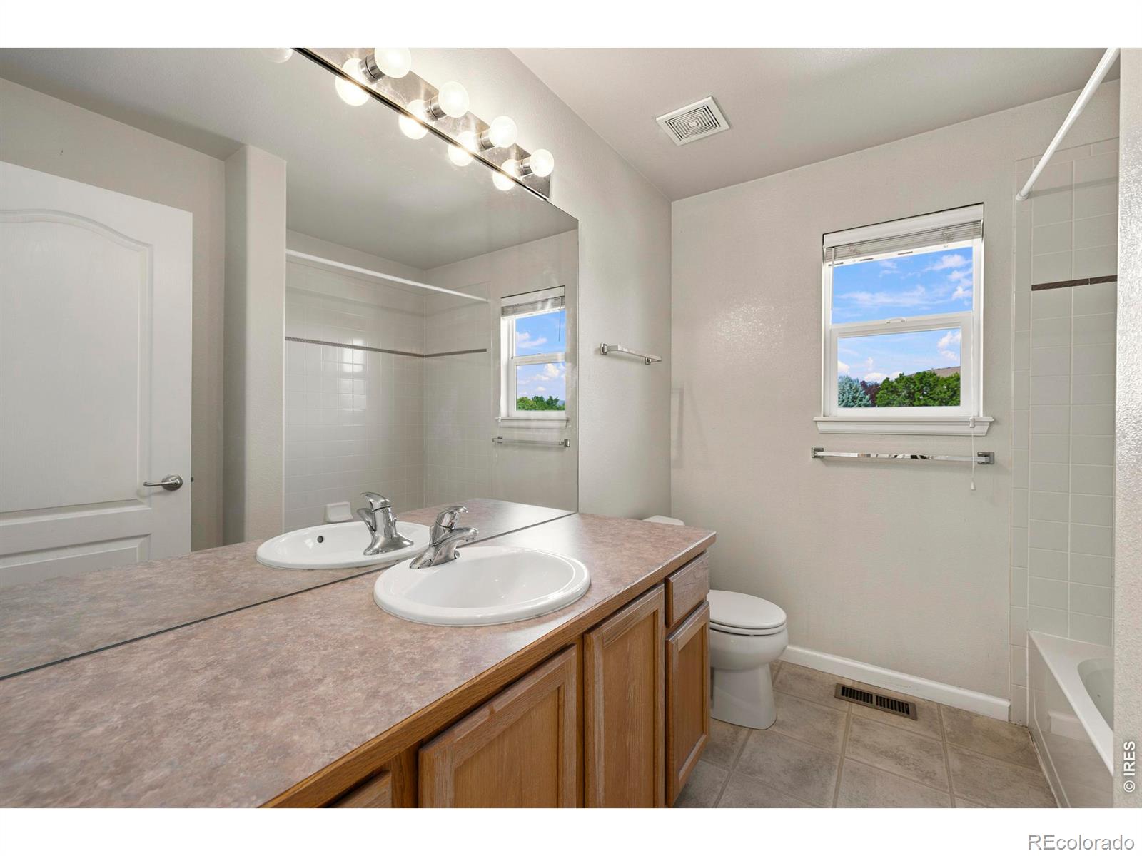 MLS Image #24 for 3110  tradewind court,loveland, Colorado