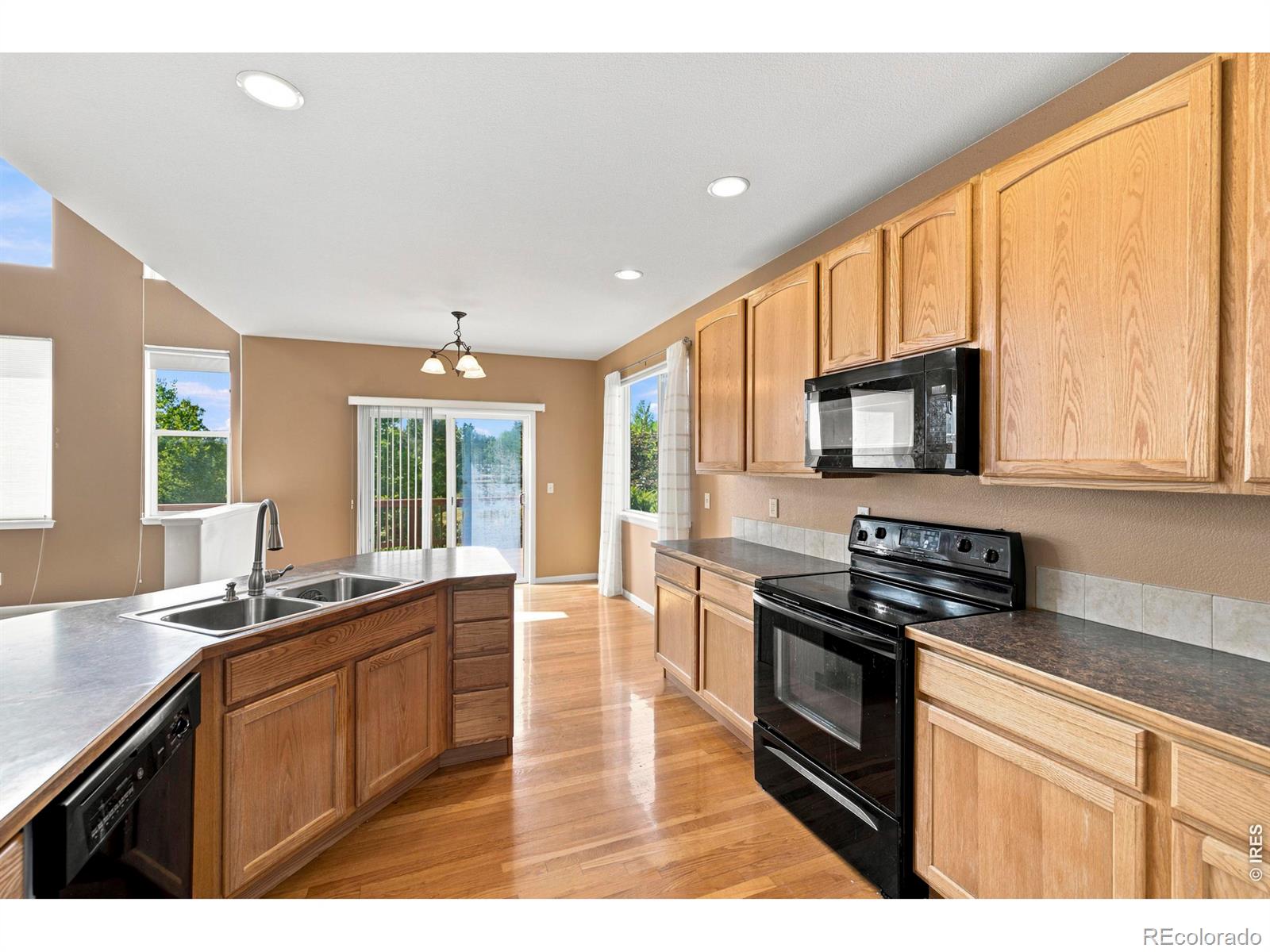 MLS Image #8 for 3110  tradewind court,loveland, Colorado