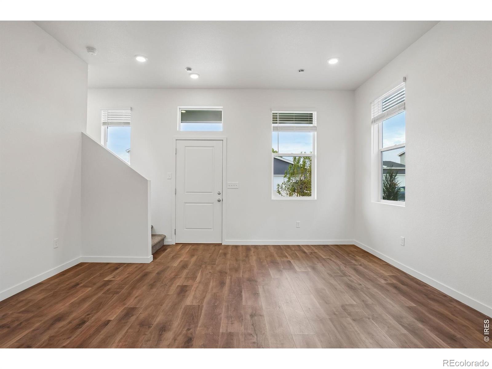 MLS Image #10 for 3916  lake clark street,evans, Colorado