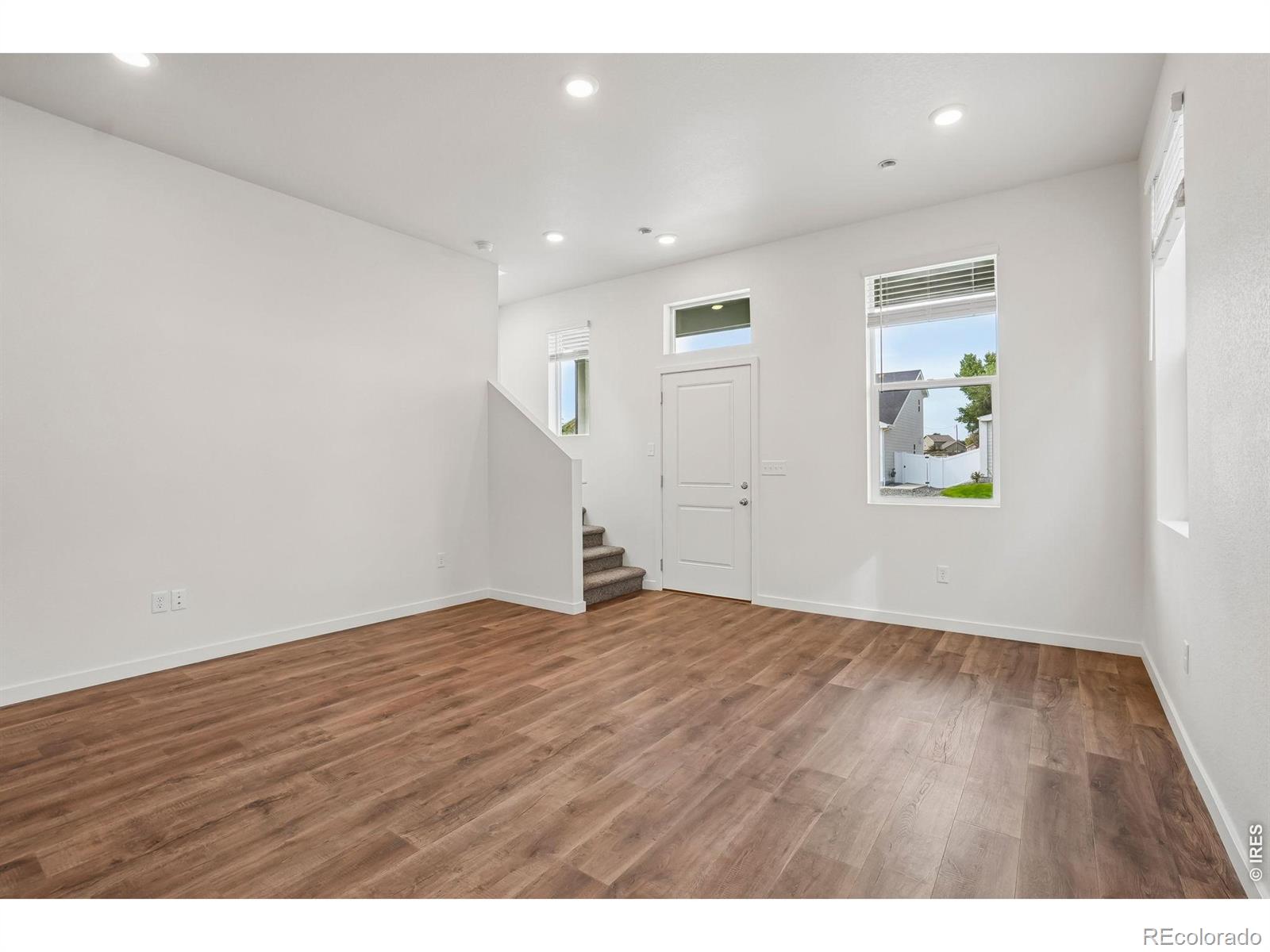 MLS Image #11 for 3916  lake clark street,evans, Colorado