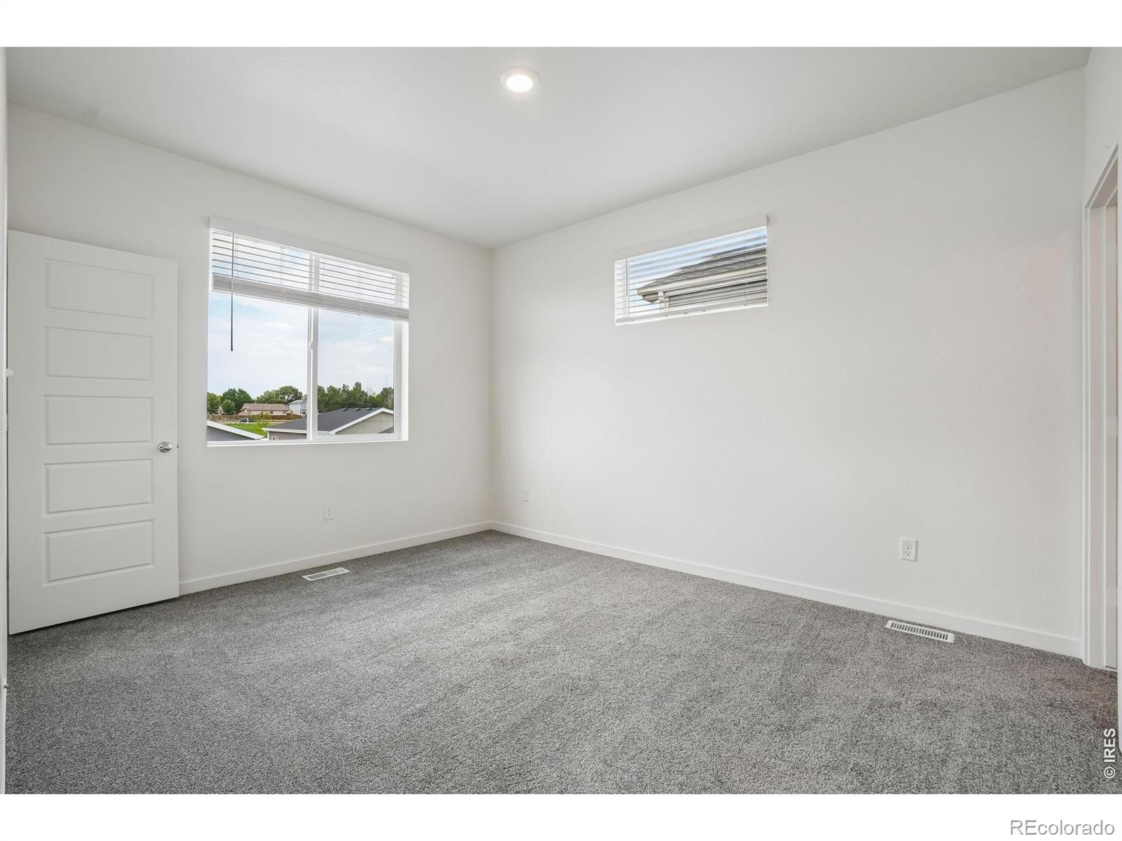 MLS Image #14 for 3916  lake clark street,evans, Colorado