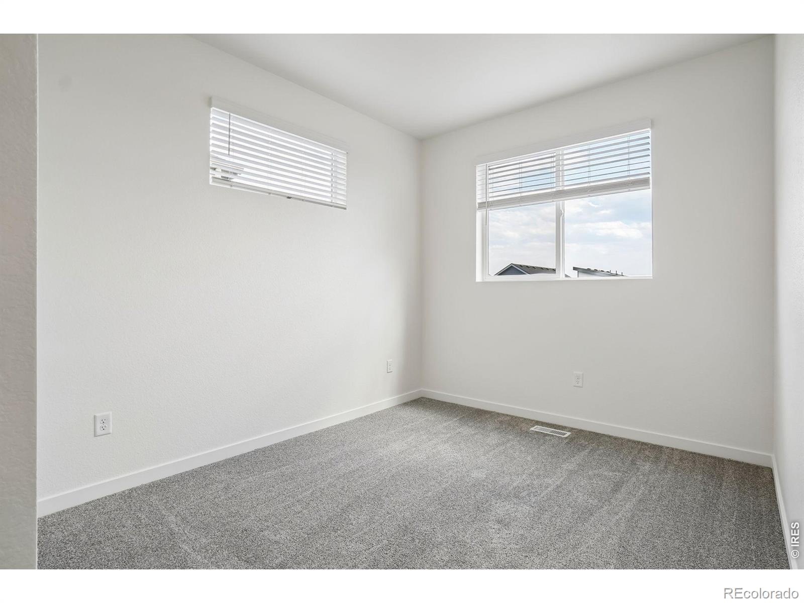 MLS Image #18 for 3916  lake clark street,evans, Colorado