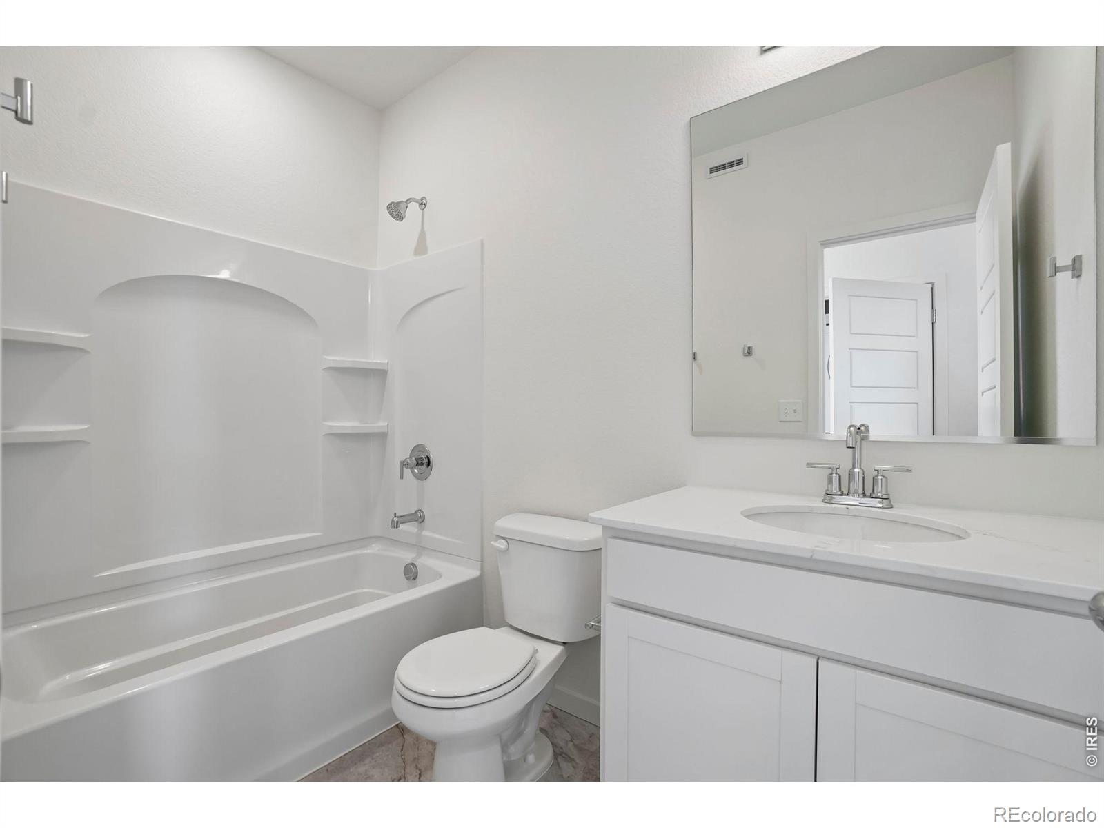 MLS Image #20 for 3916  lake clark street,evans, Colorado