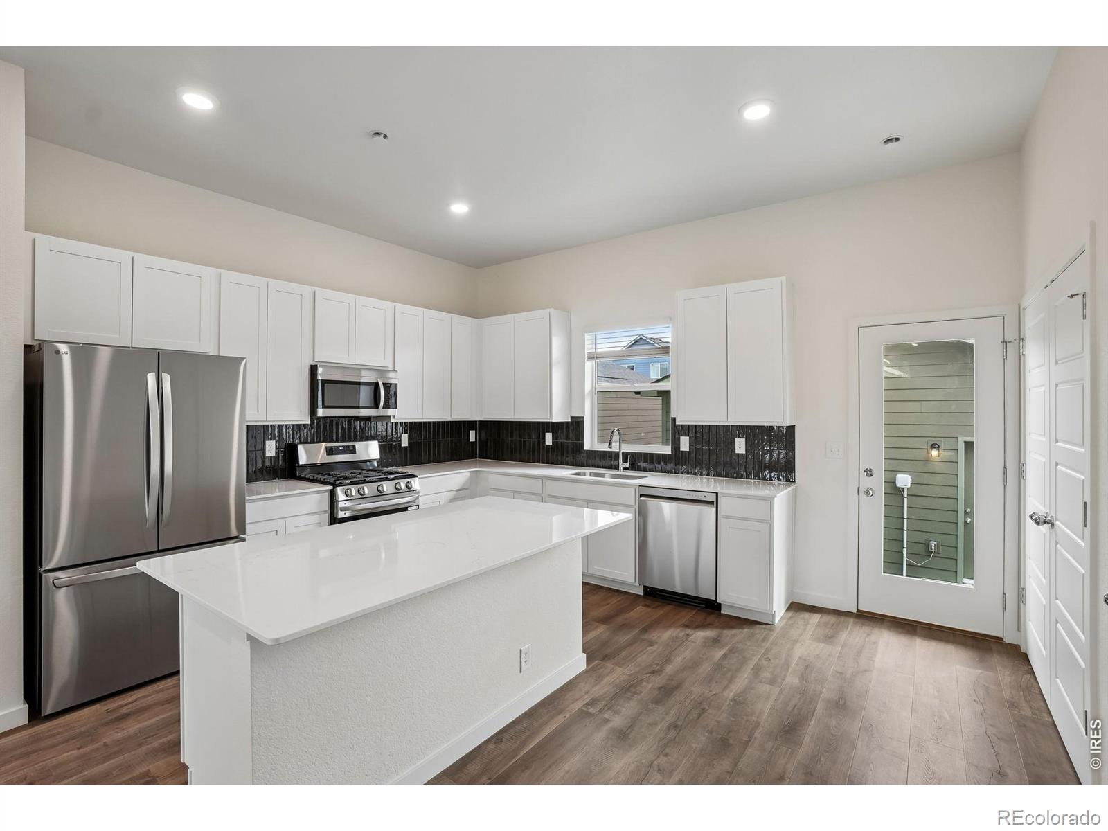 MLS Image #4 for 3916  lake clark street,evans, Colorado