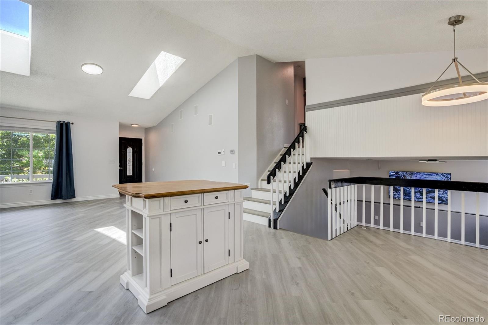 MLS Image #14 for 205  wallace street,colorado springs, Colorado