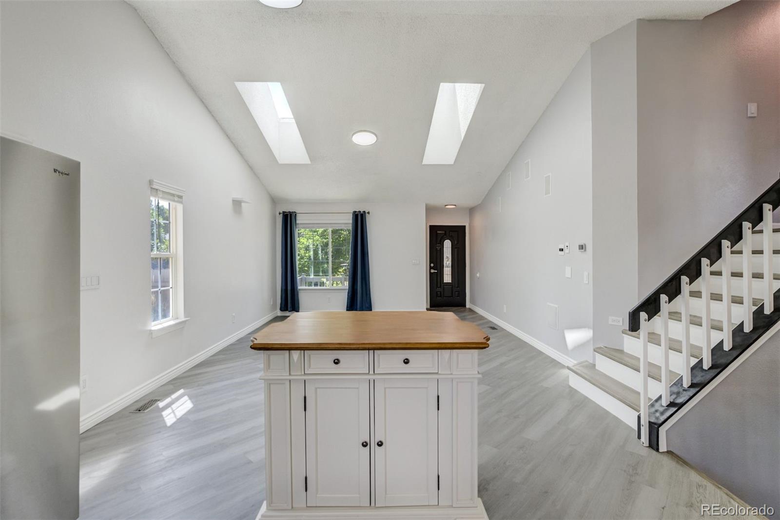 MLS Image #15 for 205  wallace street,colorado springs, Colorado