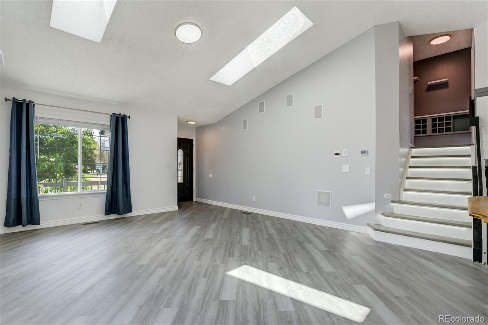 MLS Image #6 for 205  wallace street,colorado springs, Colorado