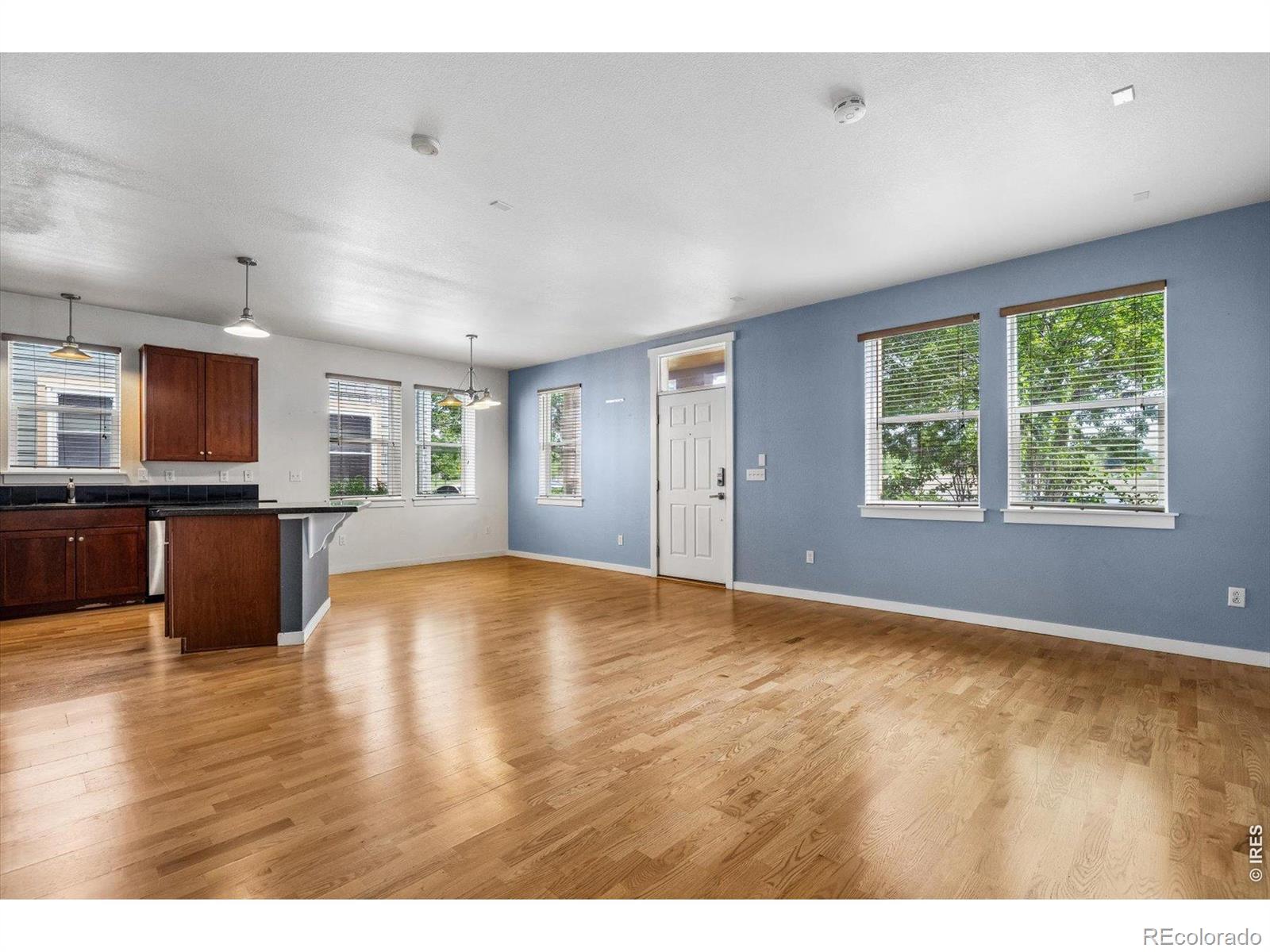 MLS Image #2 for 9941 e 26th avenue ,denver, Colorado