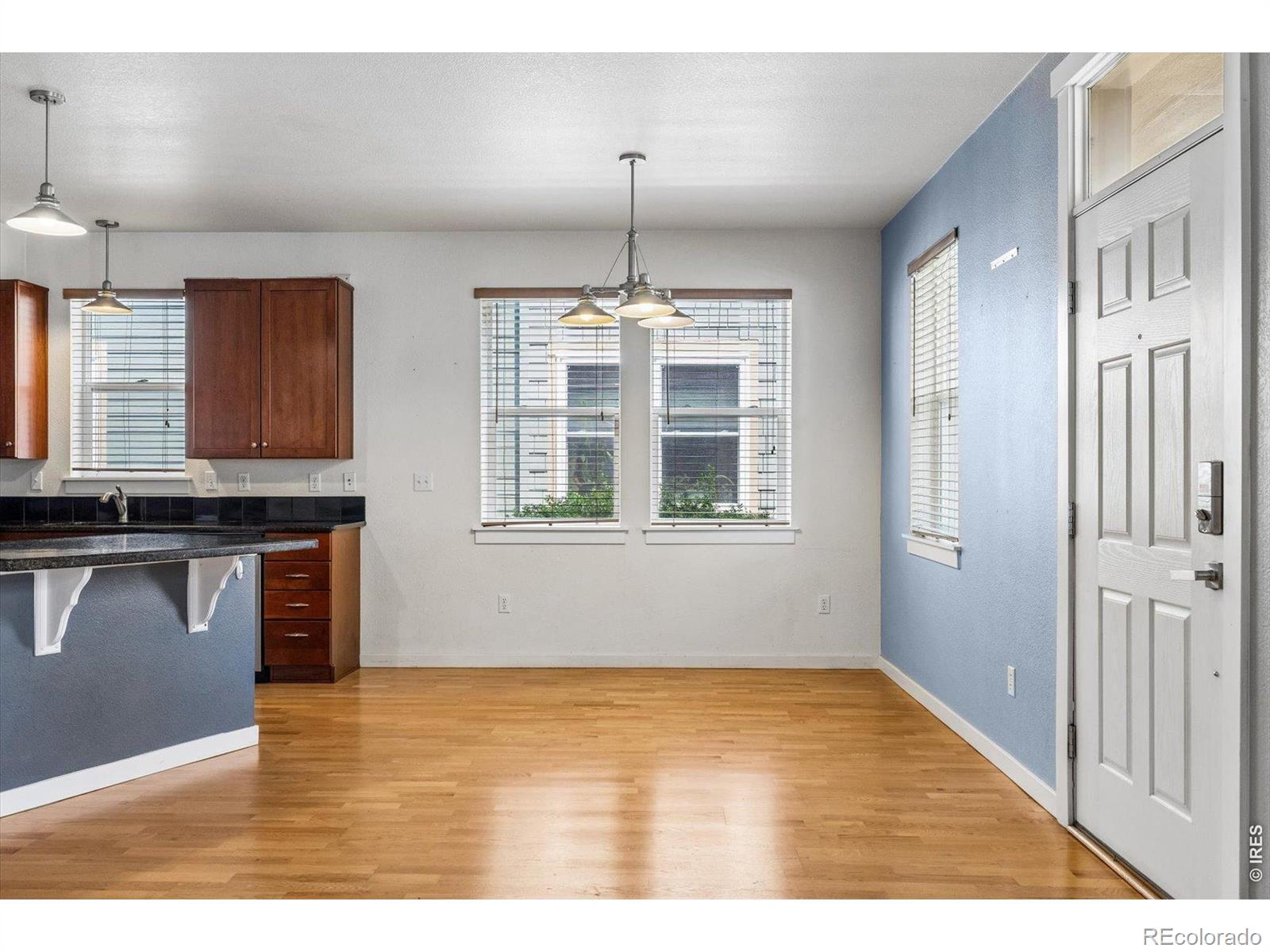 MLS Image #4 for 9941 e 26th avenue ,denver, Colorado