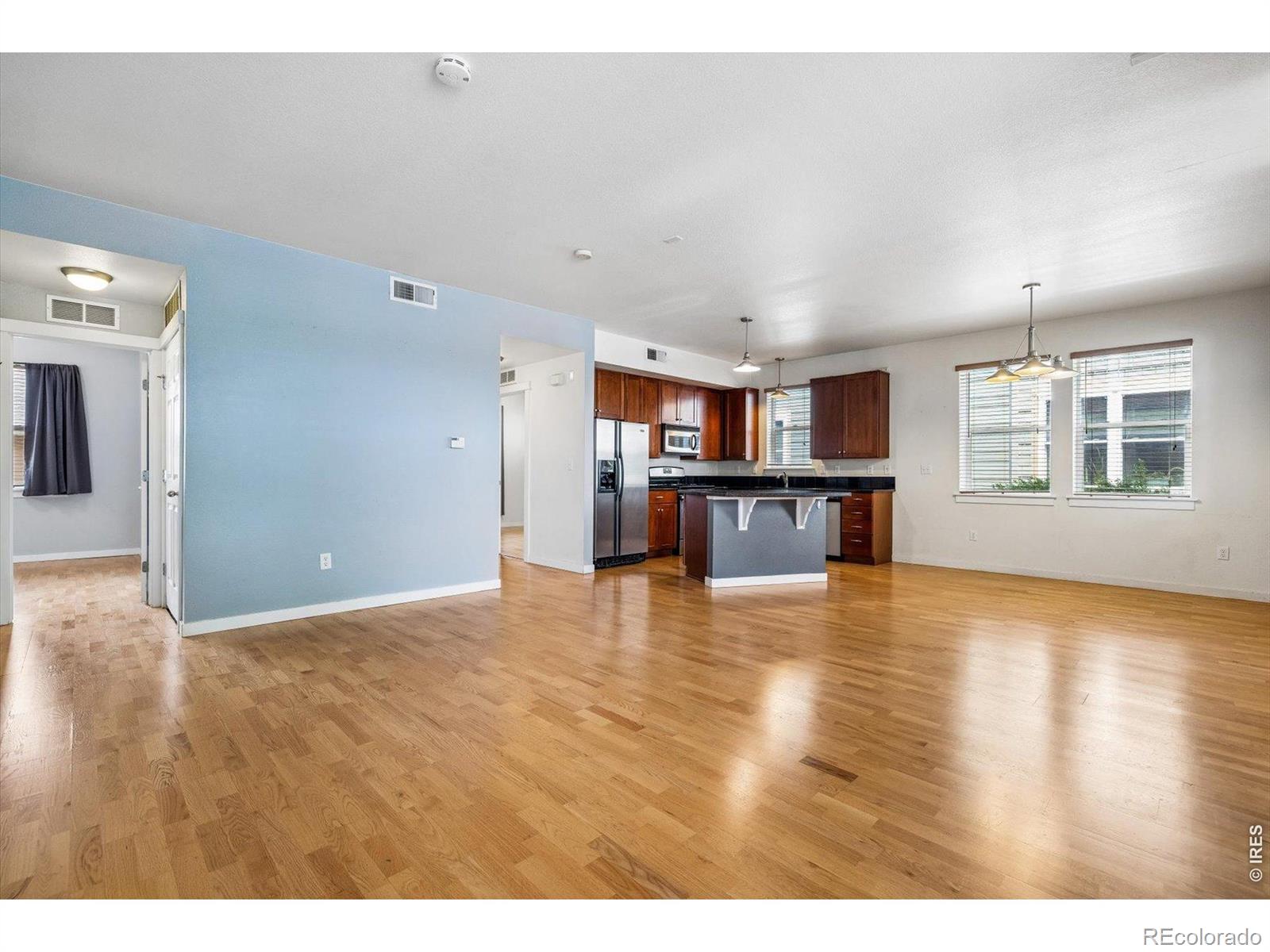 MLS Image #6 for 9941 e 26th avenue ,denver, Colorado