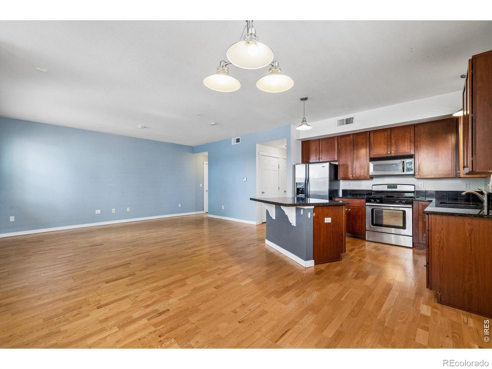 MLS Image #8 for 9941 e 26th avenue ,denver, Colorado