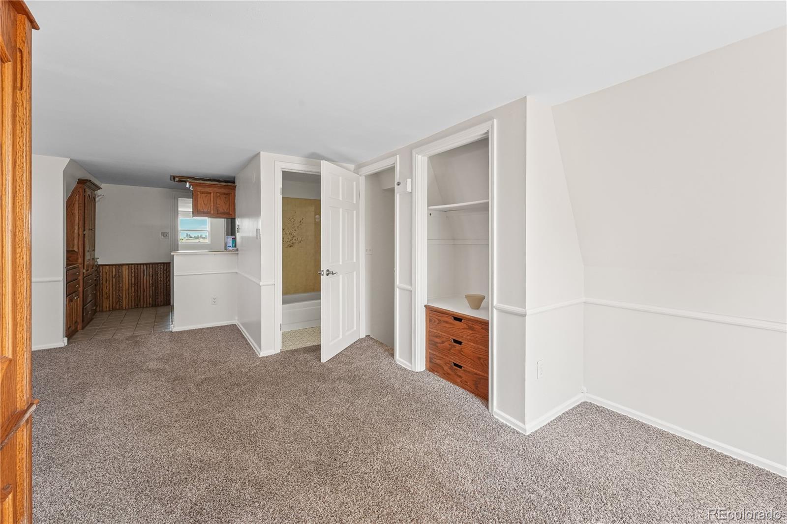 MLS Image #24 for 21400 e 11th avenue,aurora, Colorado