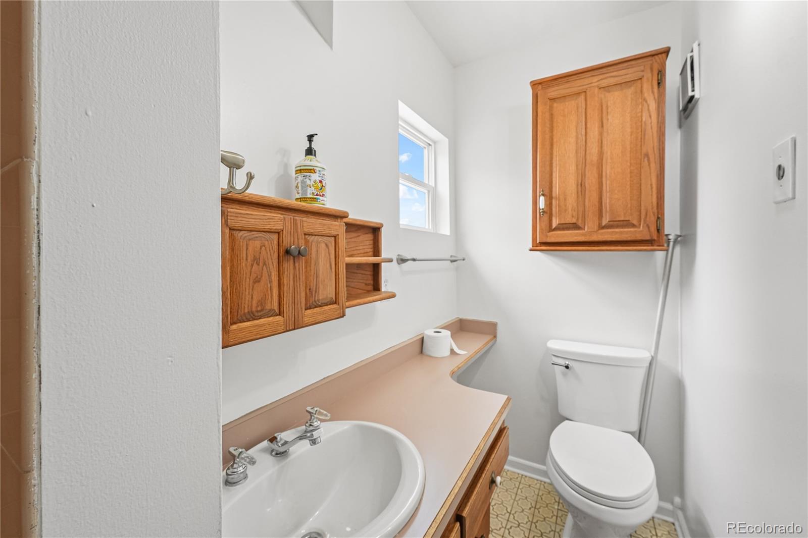MLS Image #29 for 21400 e 11th avenue,aurora, Colorado