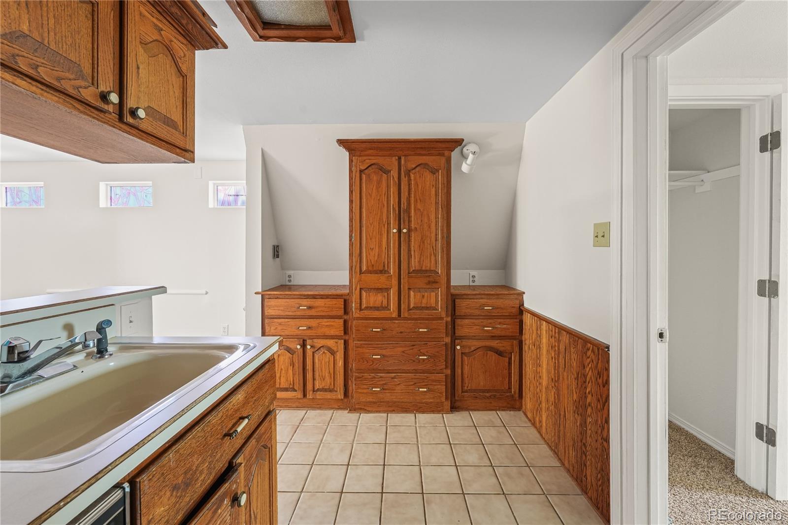 MLS Image #31 for 21400 e 11th avenue,aurora, Colorado
