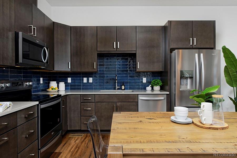 MLS Image #3 for 2868 s machebeuf court,denver, Colorado