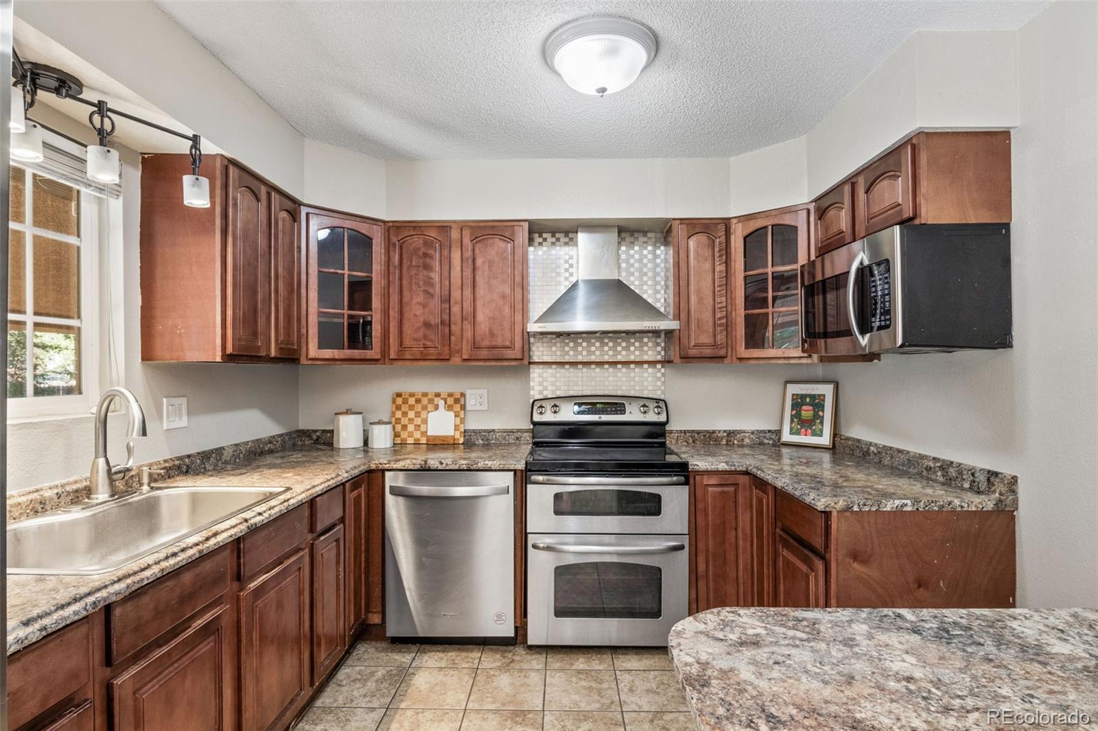 MLS Image #8 for 7165  white mountain drive,colorado springs, Colorado