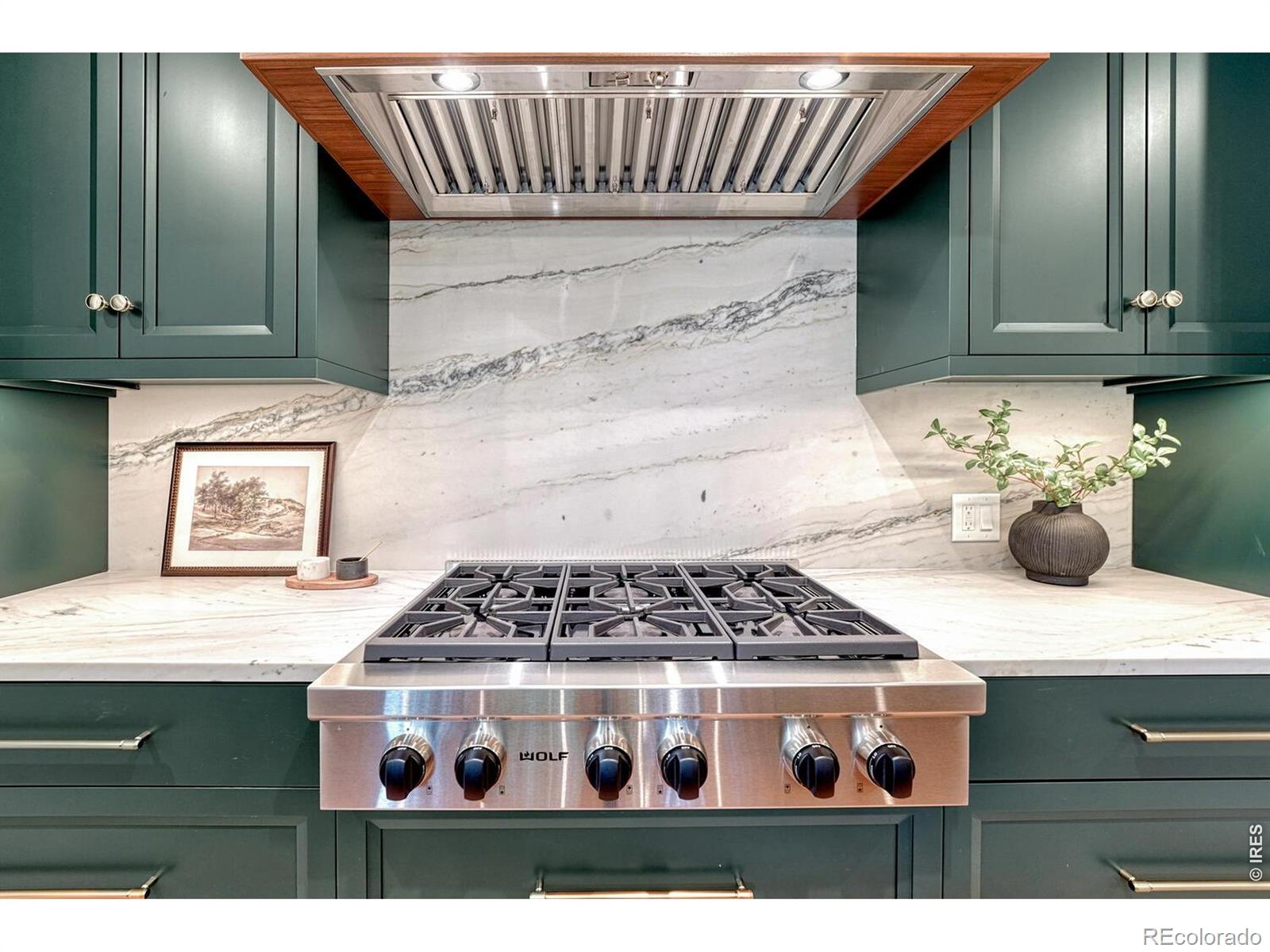 MLS Image #10 for 3080 e flora place,denver, Colorado