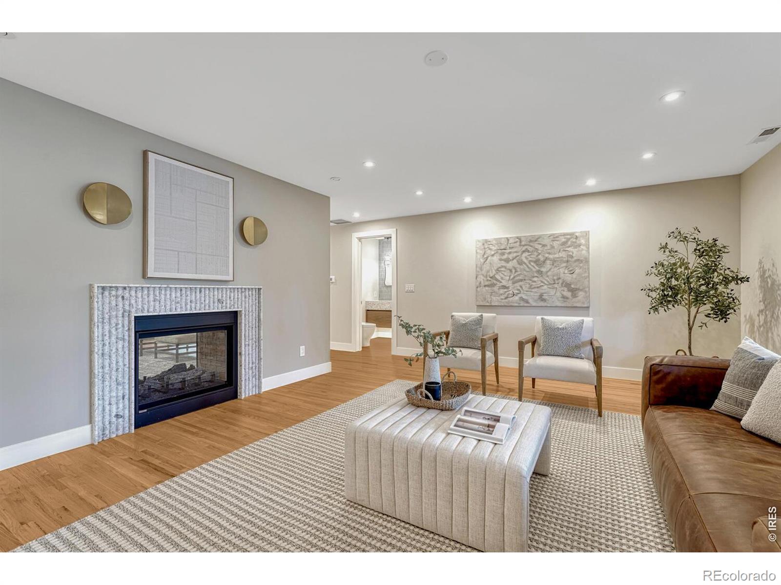 MLS Image #11 for 3080 e flora place,denver, Colorado