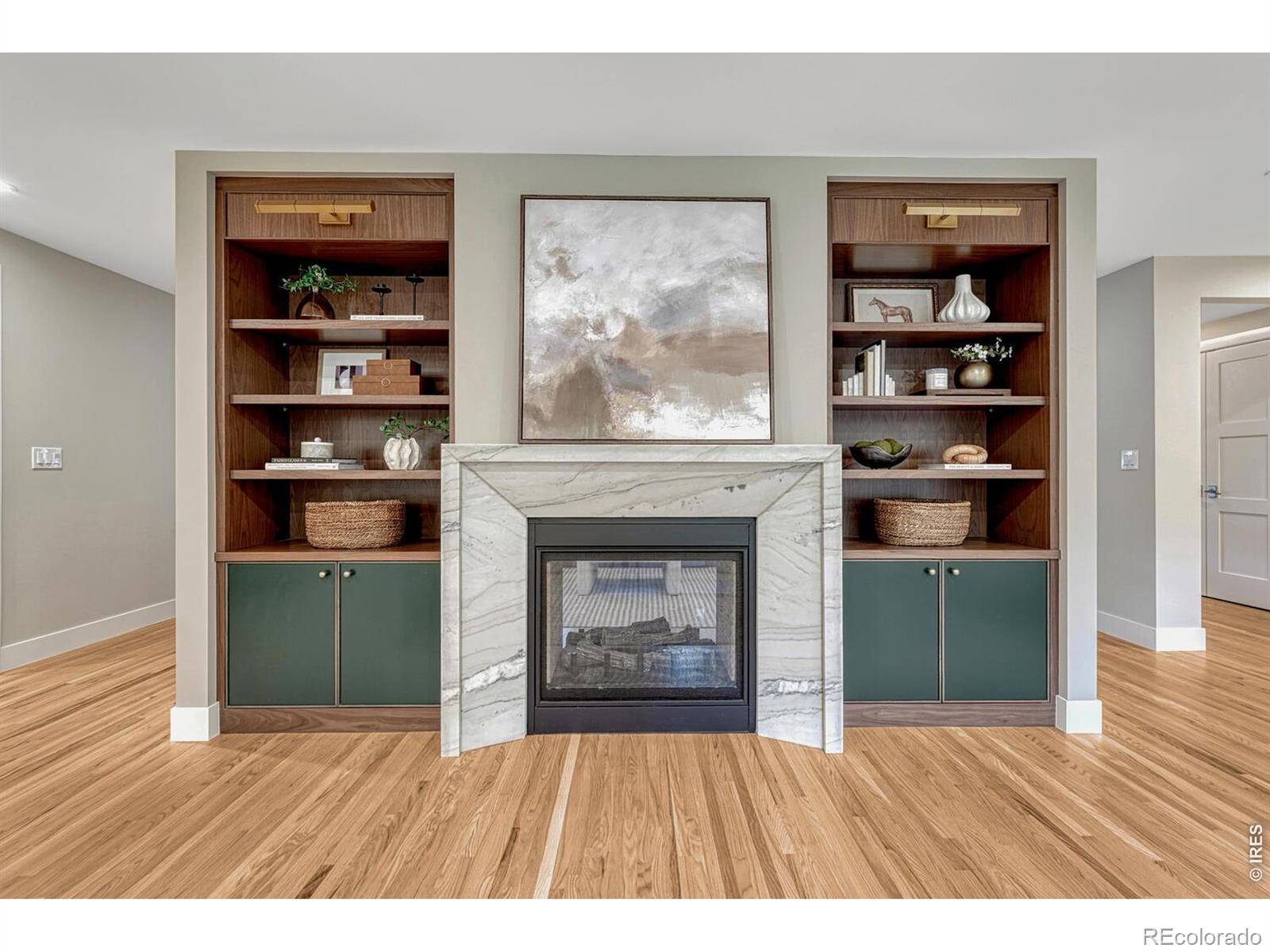 MLS Image #4 for 3080 e flora place,denver, Colorado