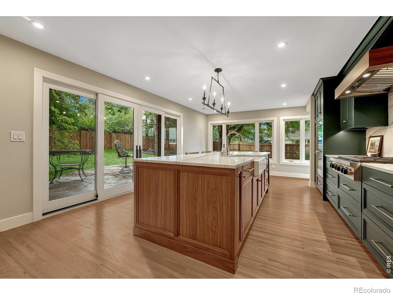 MLS Image #9 for 3080 e flora place,denver, Colorado