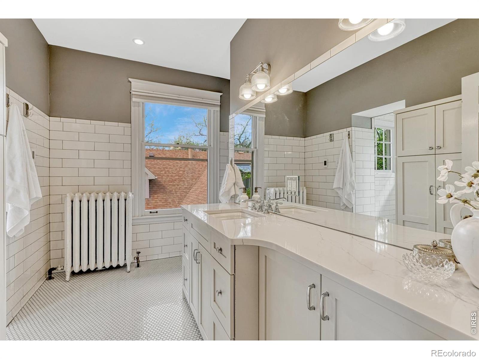 MLS Image #24 for 777 n williams street,denver, Colorado