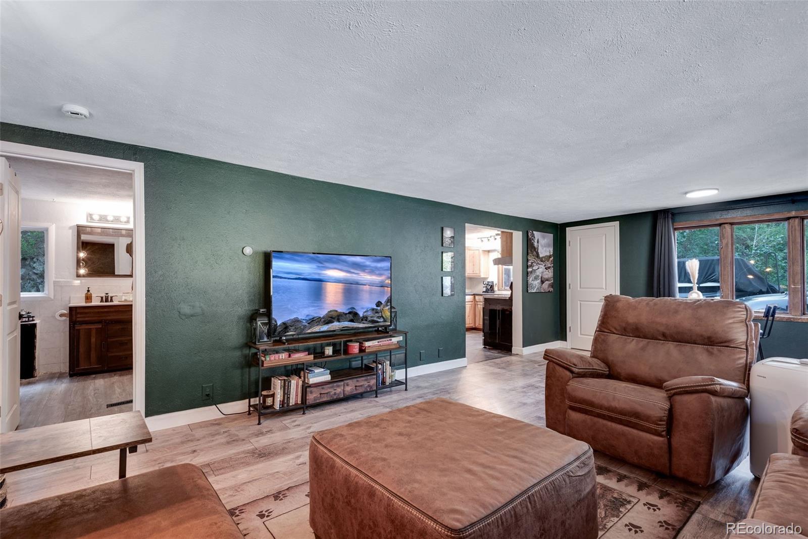 MLS Image #13 for 10690 s deer creek road,littleton, Colorado