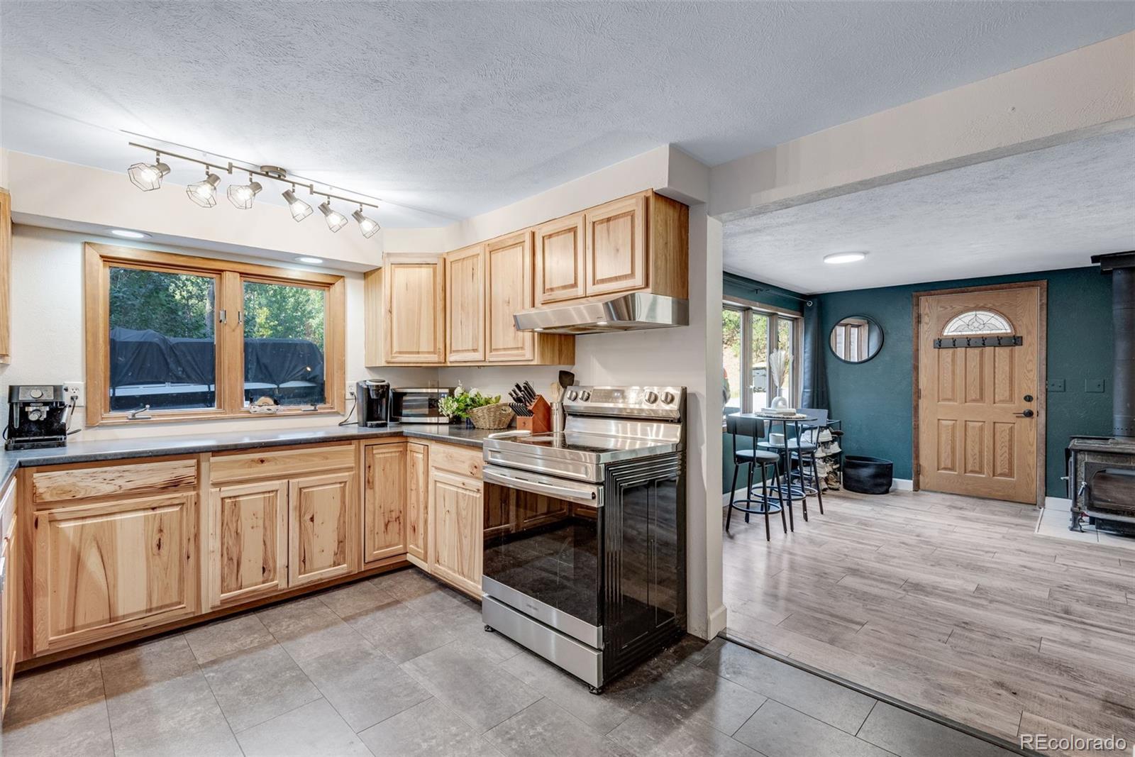 MLS Image #17 for 10690 s deer creek road,littleton, Colorado